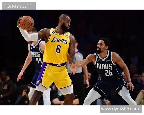 湖人对决骑士精彩录播回顾球星表现与战术分析全解析