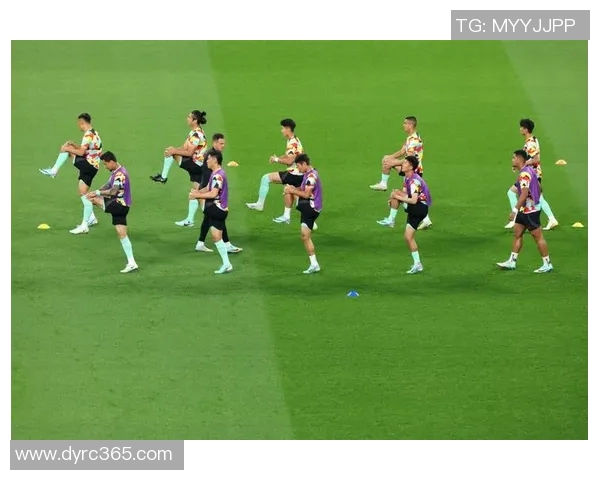 中国香港对阵卡塔尔足球比赛直播全程回顾与精彩瞬间分析 中国香港对阵卡塔尔足球比赛直播全程回顾与精彩瞬间分析