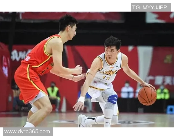 广东队与辽宁队激战第23轮争夺季后赛席位的关键之战 广东队与辽宁队激战第23轮争夺季后赛席位的关键之战