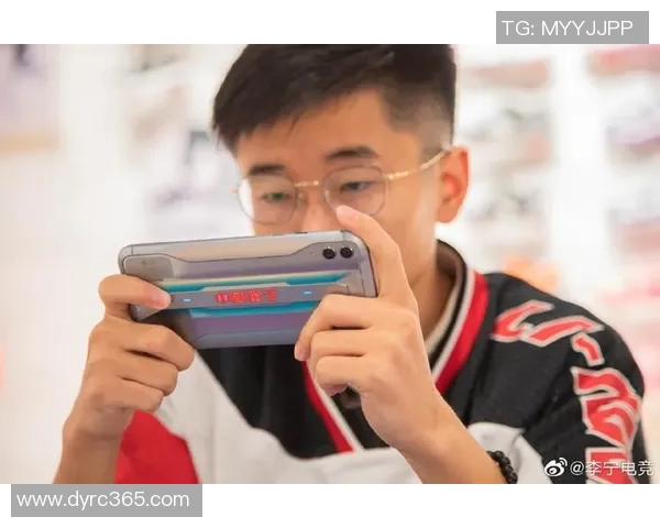 和平精英热议LNG战队比赛经验引发的争议与反思